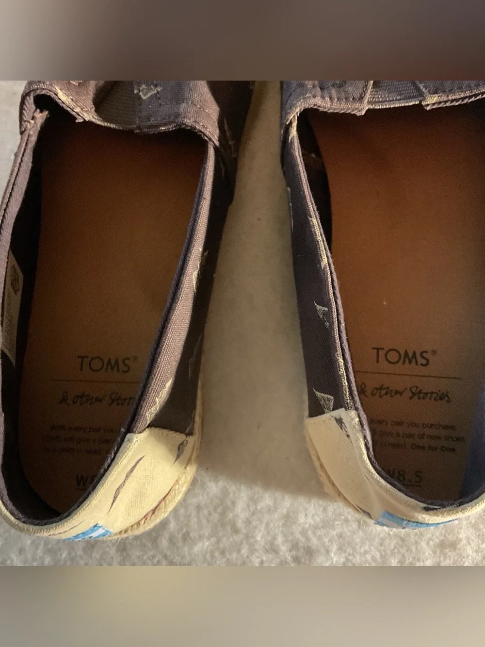 TOMS Women’s Brown Mountain Canvas Slip-On Shoes size 8.5